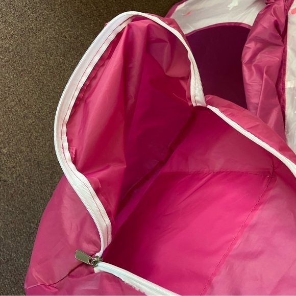 Princess Playhouse by Pockos UV protection for playtime and beach dressing room. - Picture 11 of 13